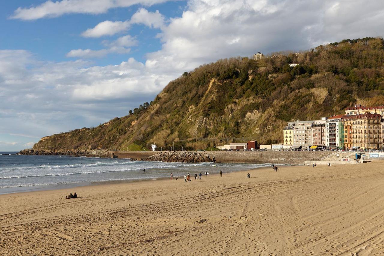 Always Easy I Usandizaga * San Sebastián